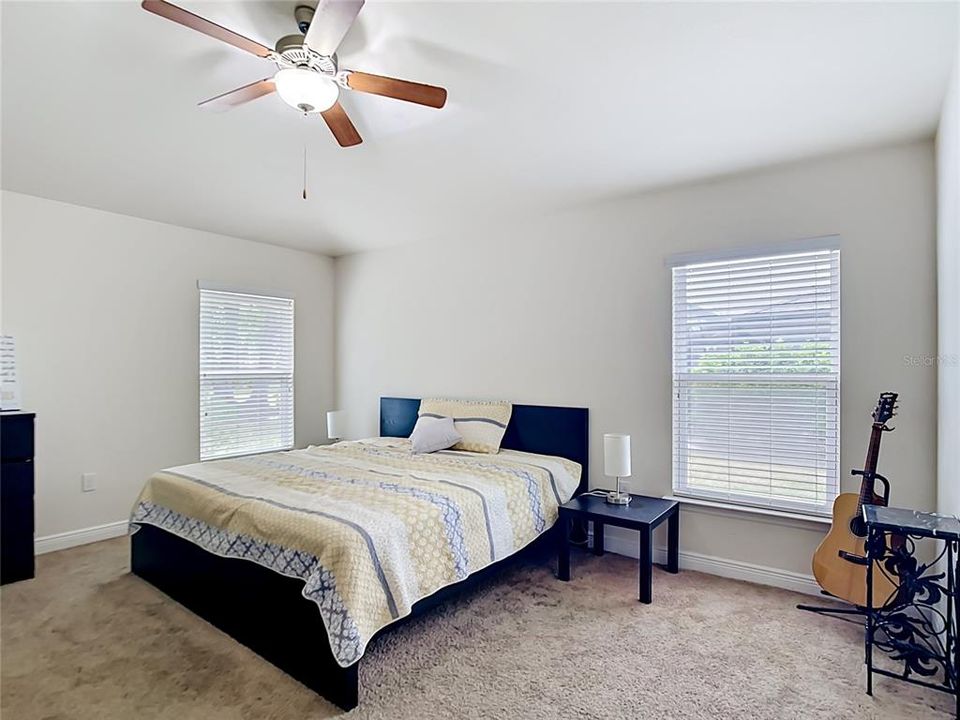 For Sale: $284,900 (4 beds, 2 baths, 1822 Square Feet)