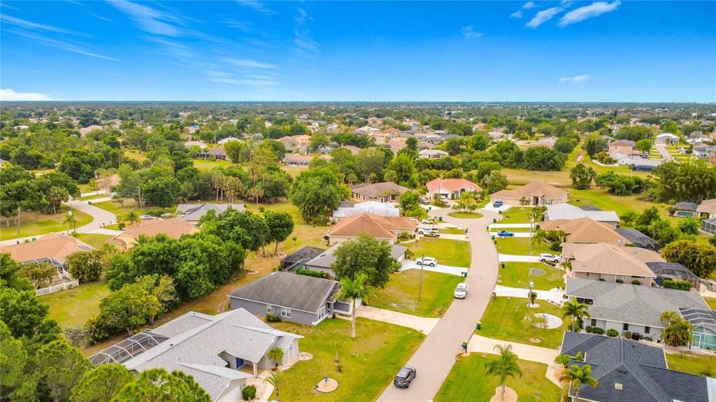 For Sale: $284,900 (4 beds, 2 baths, 1822 Square Feet)