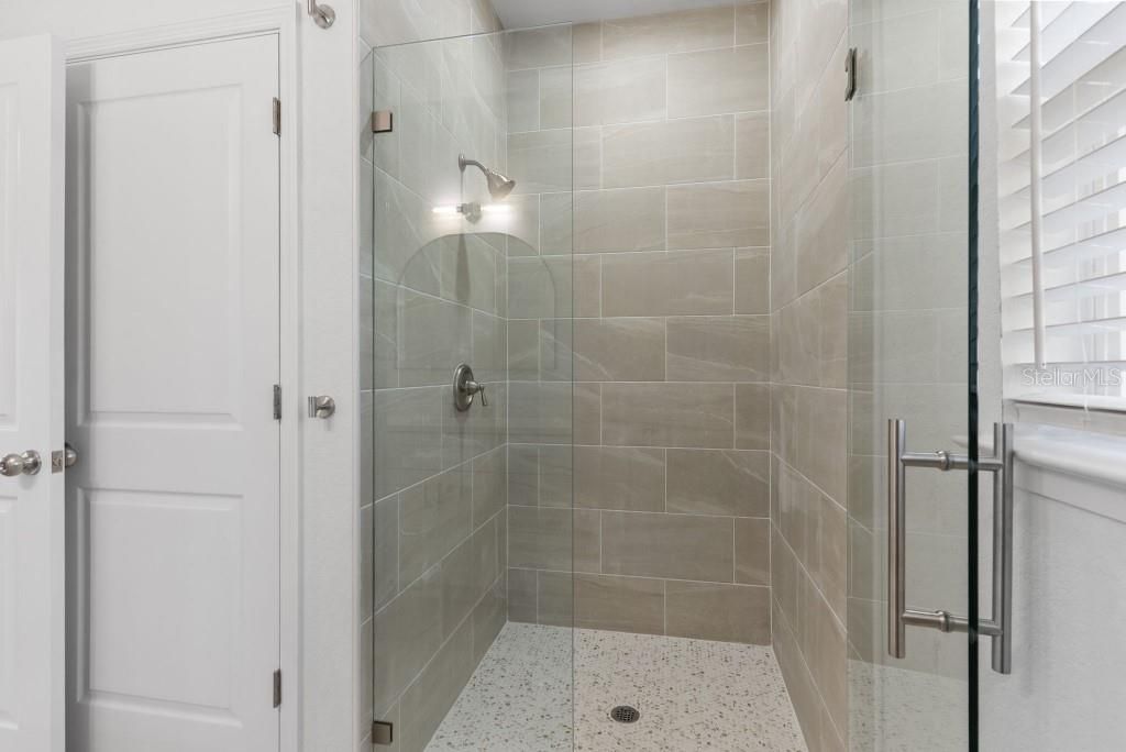 En Venta: $299,900 (3 camas, 2 baños, 1168 Pies cuadrados)