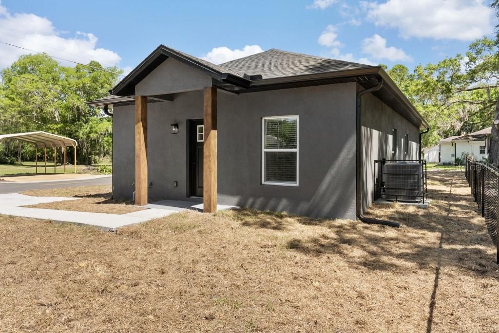 En Venta: $299,900 (3 camas, 2 baños, 1168 Pies cuadrados)
