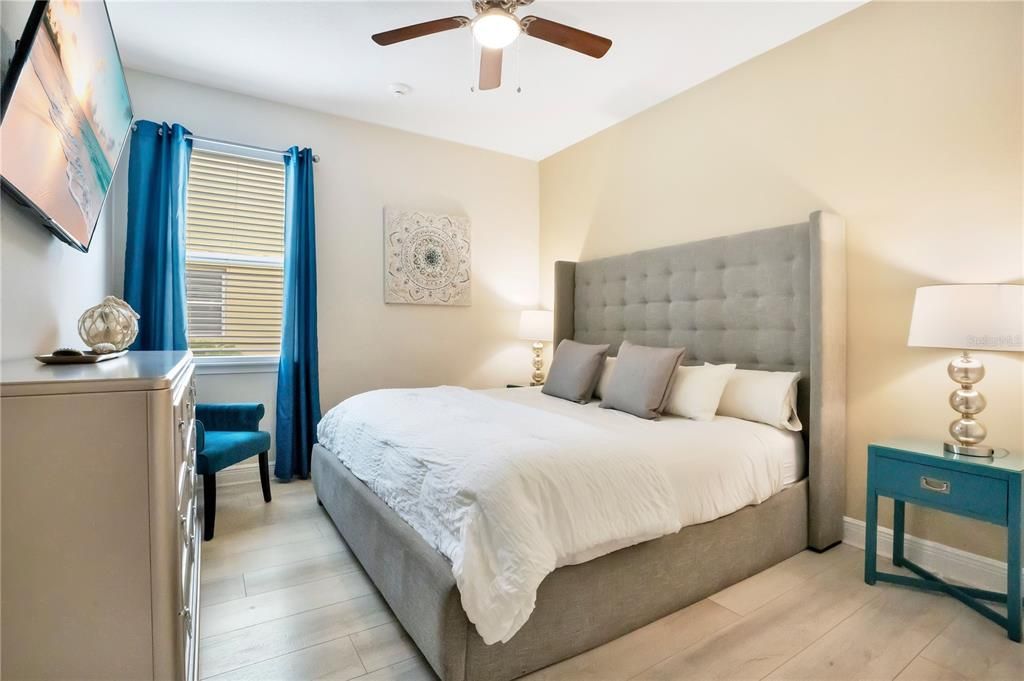 For Sale: $1,239,000 (11 beds, 10 baths, 5496 Square Feet)