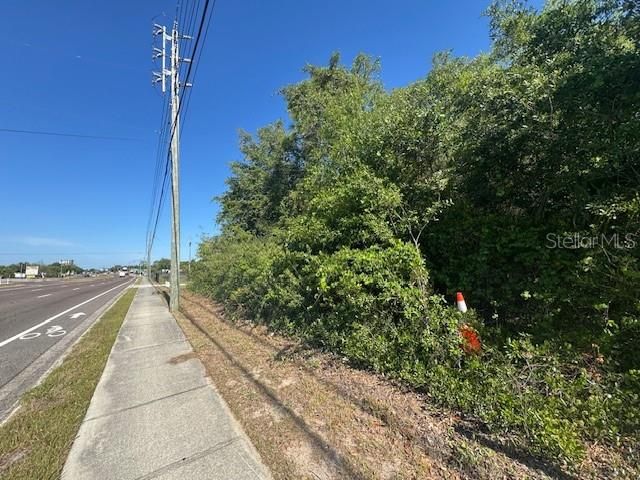 На продажу: $179,000 (0.46 acres)