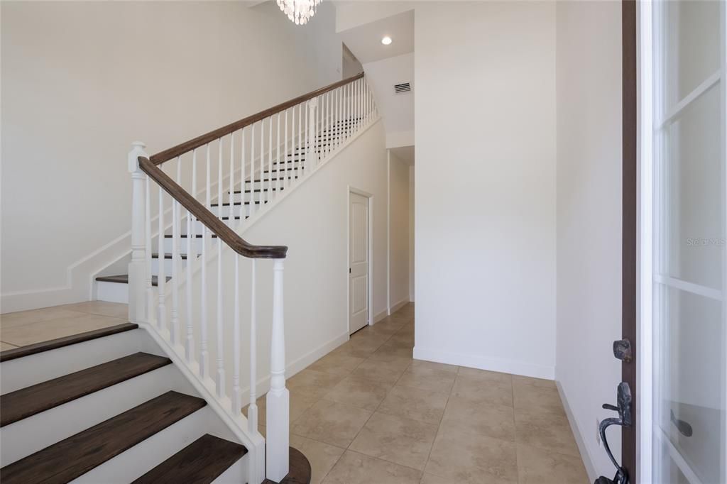 En Venta: $995,000 (3 camas, 2 baños, 2072 Pies cuadrados)