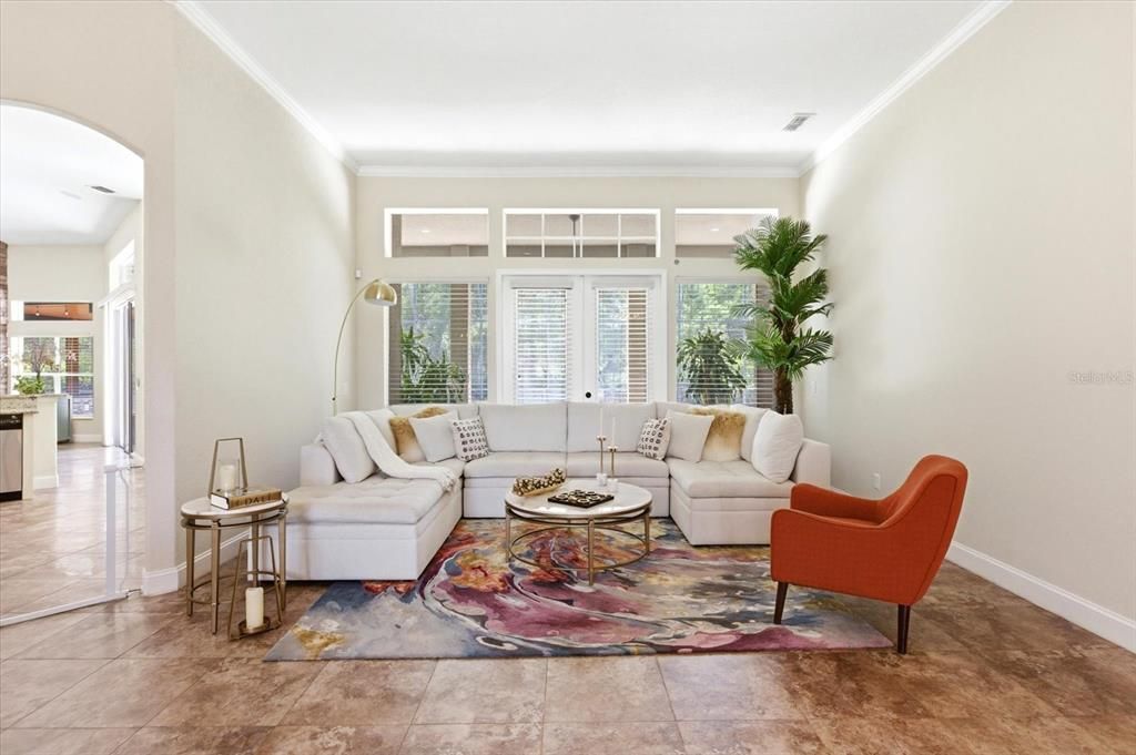 En Venta: $1,285,000 (5 camas, 5 baños, 4310 Pies cuadrados)
