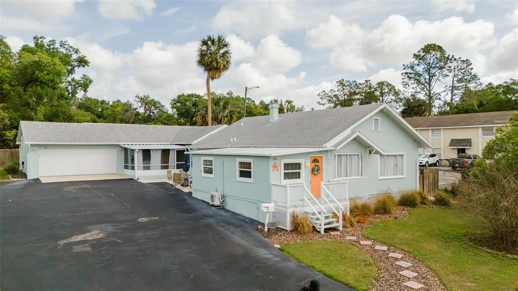 Active With Contract: $399,000 (5 beds, 0 baths, 2641 Square Feet)
