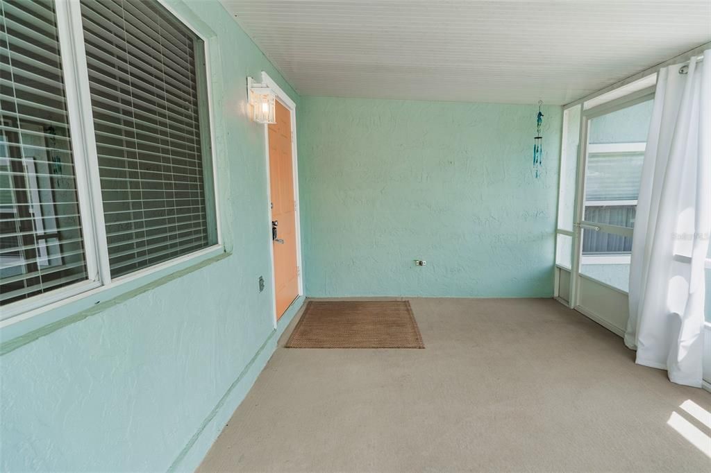 Active With Contract: $399,000 (5 beds, 0 baths, 2641 Square Feet)