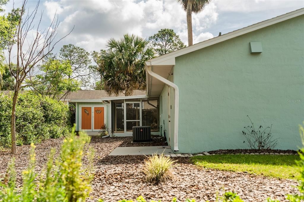 Active With Contract: $399,000 (5 beds, 0 baths, 2641 Square Feet)