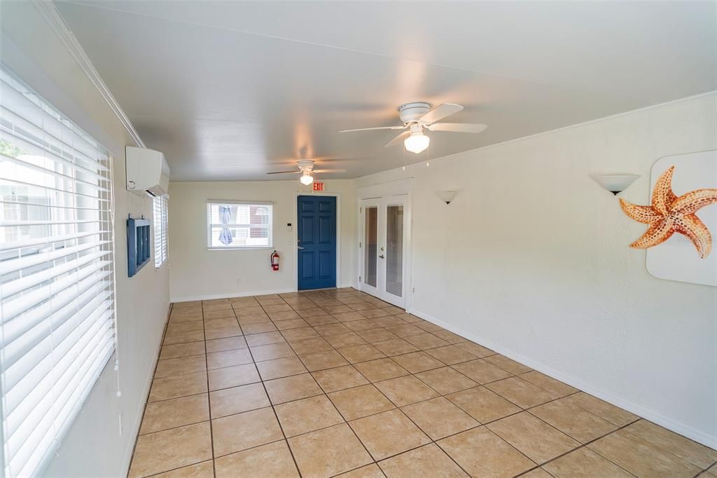 Active With Contract: $399,000 (5 beds, 0 baths, 2641 Square Feet)