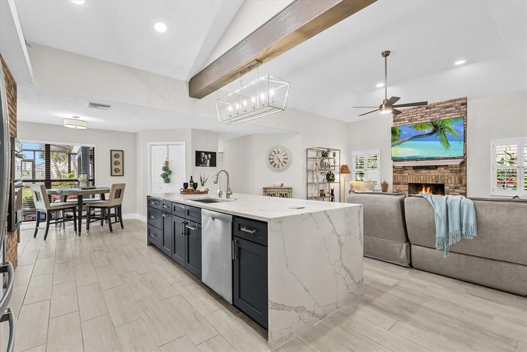 For Sale: $829,000 (5 beds, 3 baths, 2262 Square Feet)