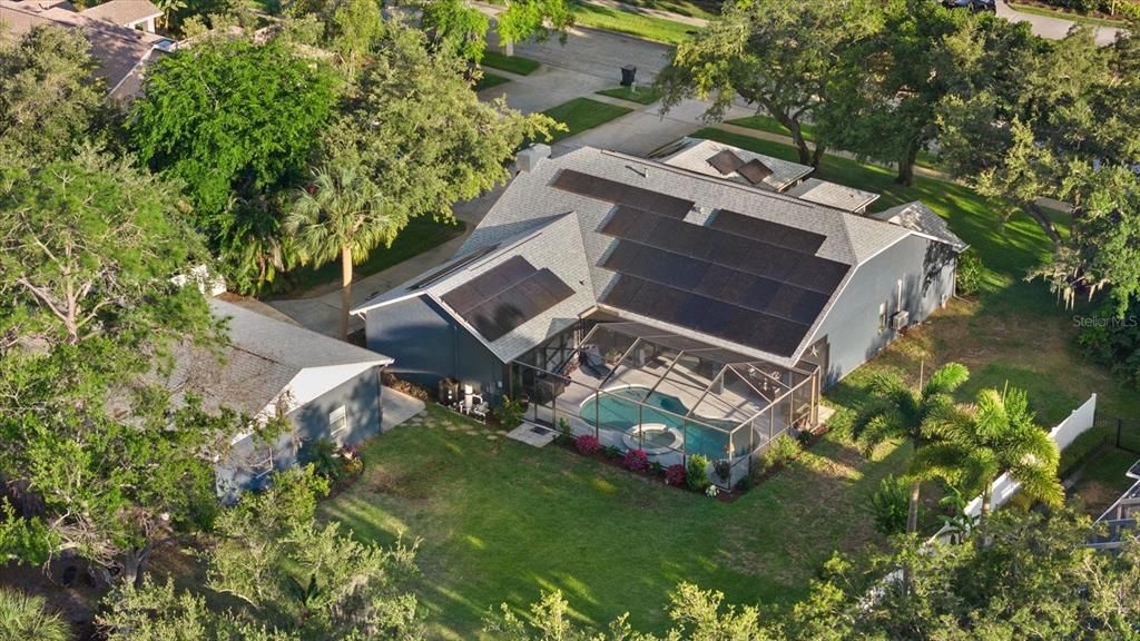 For Sale: $829,000 (5 beds, 3 baths, 2262 Square Feet)
