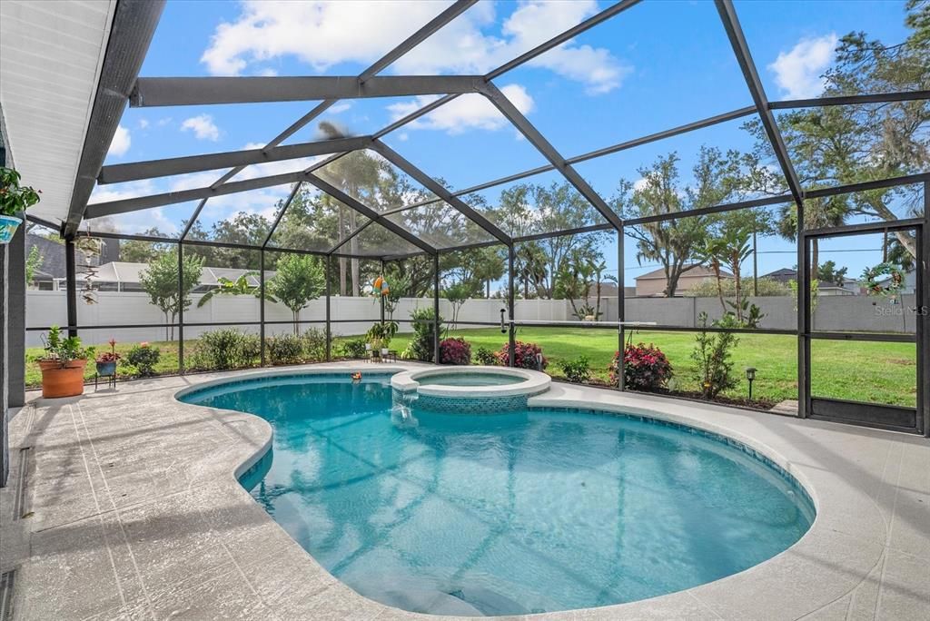 For Sale: $829,000 (5 beds, 3 baths, 2262 Square Feet)
