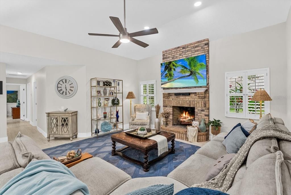For Sale: $829,000 (5 beds, 3 baths, 2262 Square Feet)
