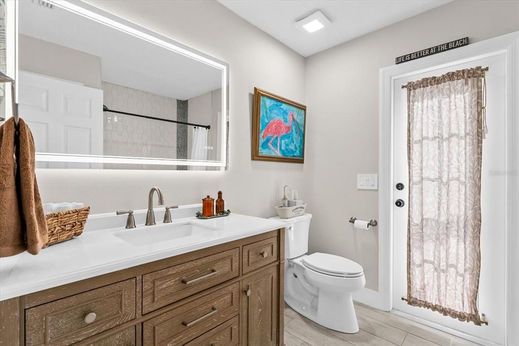 For Sale: $829,000 (5 beds, 3 baths, 2262 Square Feet)