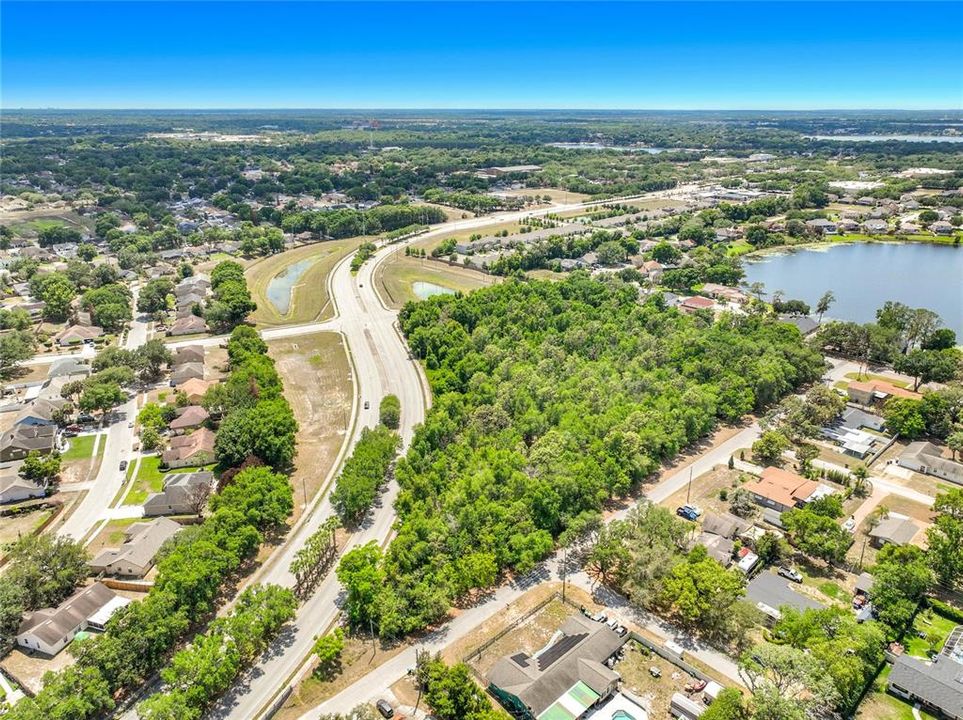 En Venta: $5,600,000 (6.92 acres)