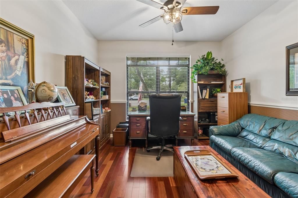 Activo con contrato: $650,000 (4 camas, 3 baños, 2792 Pies cuadrados)