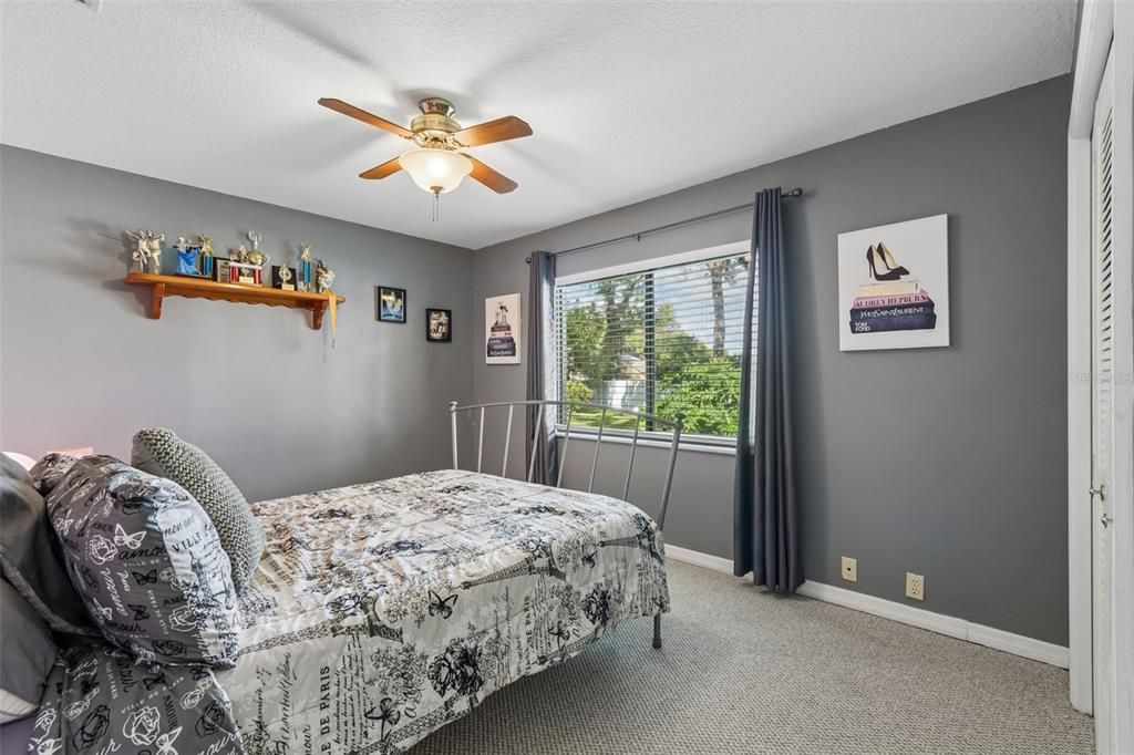 Activo con contrato: $650,000 (4 camas, 3 baños, 2792 Pies cuadrados)