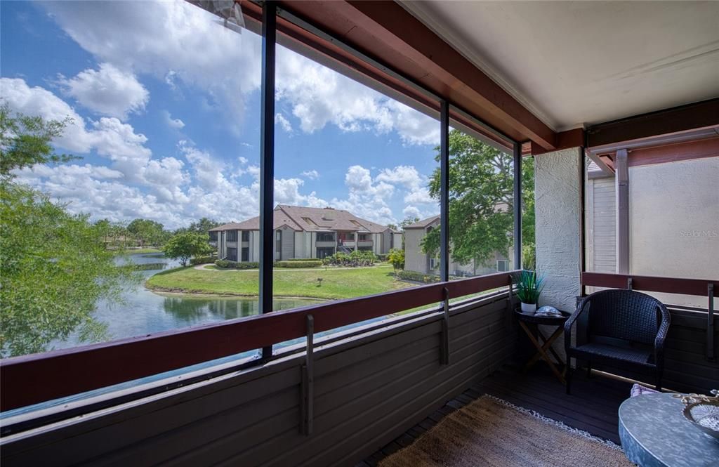 For Sale: $130,000 (1 beds, 1 baths, 729 Square Feet)