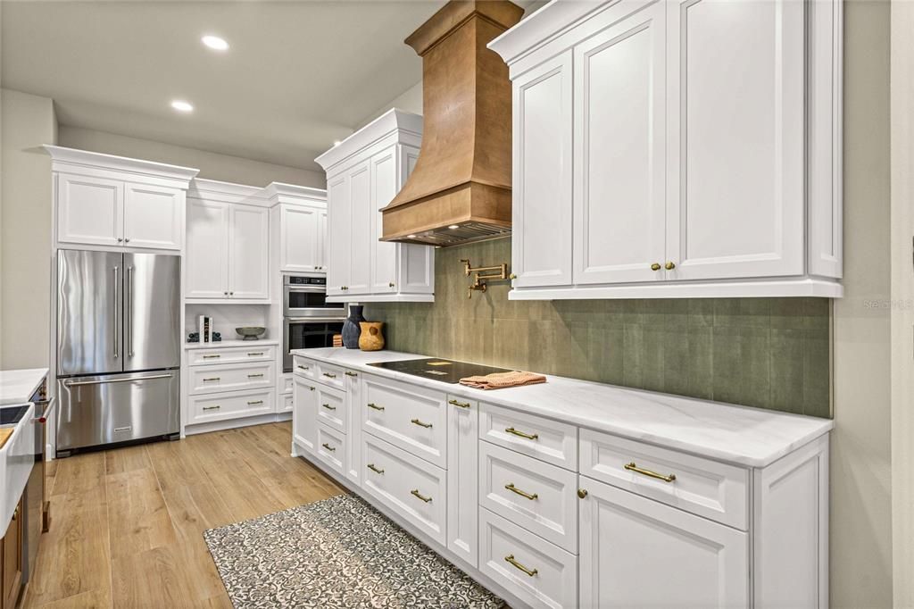 For Sale: $624,900 (4 beds, 3 baths, 2614 Square Feet)