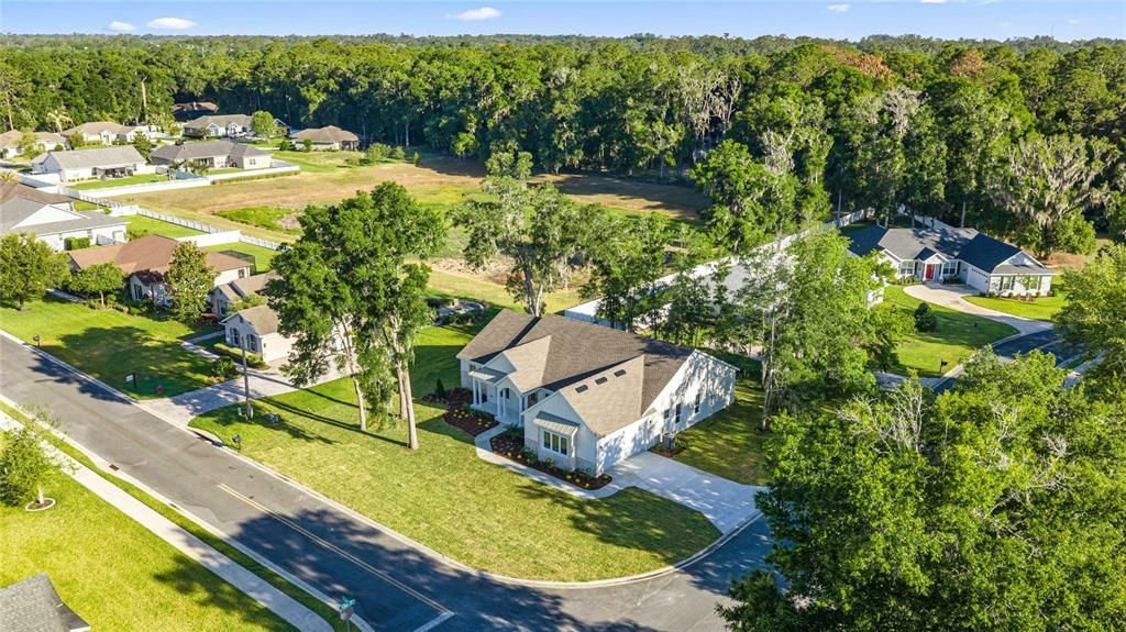 For Sale: $624,900 (4 beds, 3 baths, 2614 Square Feet)
