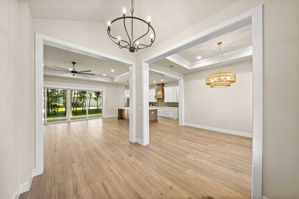 For Sale: $624,900 (4 beds, 3 baths, 2614 Square Feet)