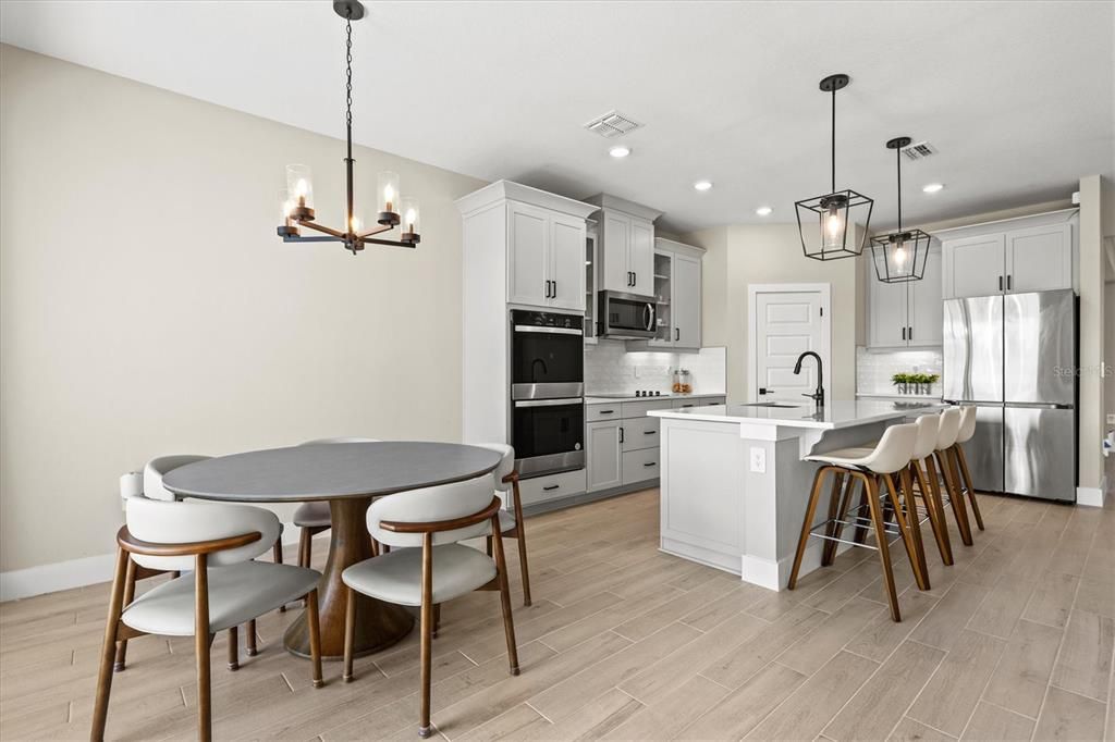 For Sale: $574,900 (5 beds, 3 baths, 2830 Square Feet)