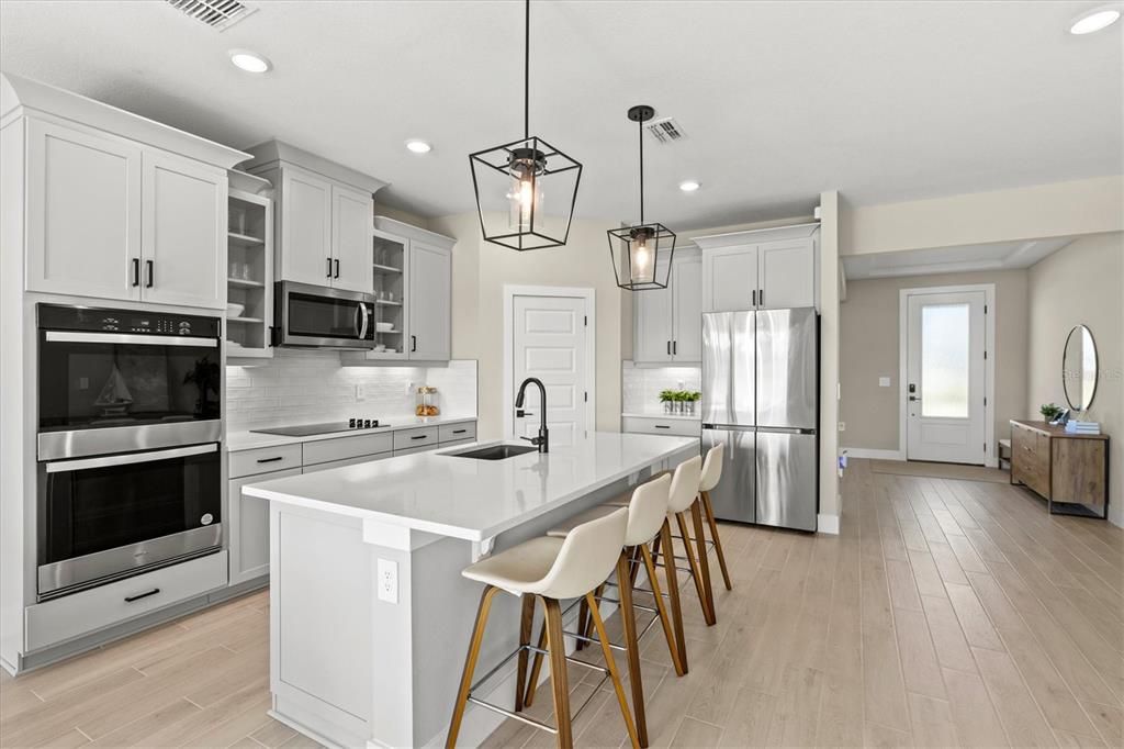 For Sale: $574,900 (5 beds, 3 baths, 2830 Square Feet)