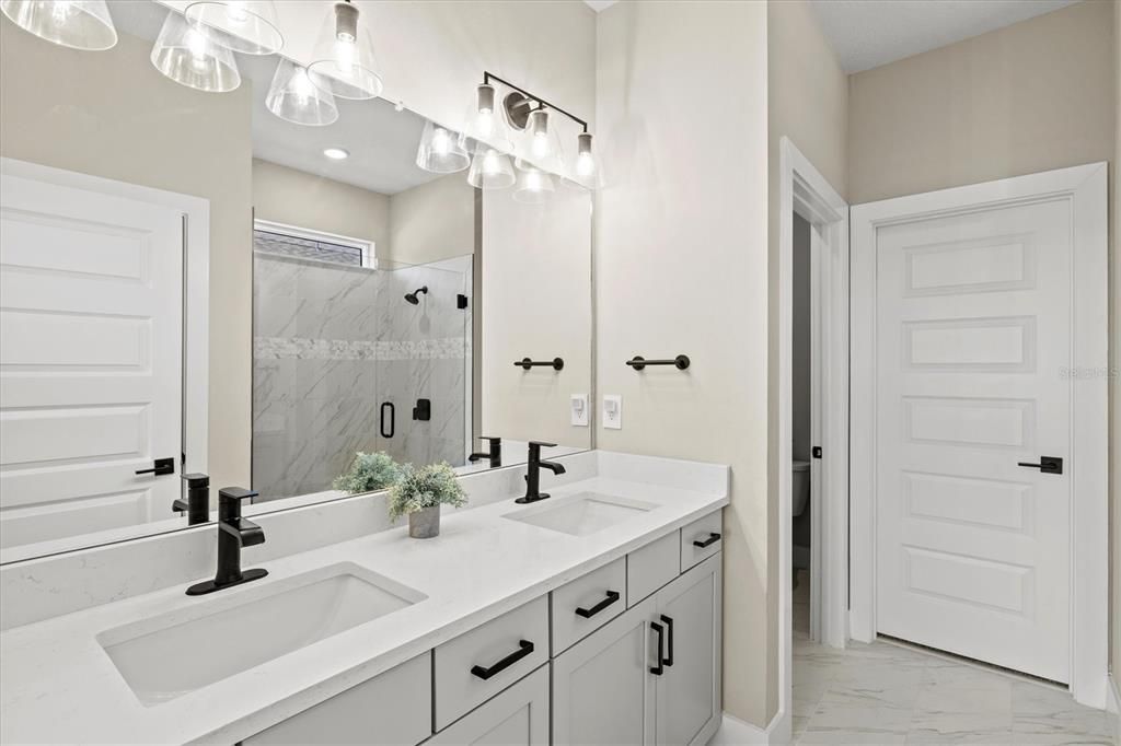 For Sale: $574,900 (5 beds, 3 baths, 2830 Square Feet)