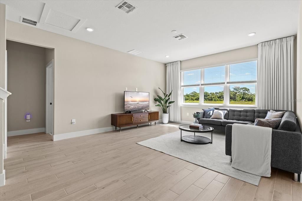For Sale: $574,900 (5 beds, 3 baths, 2830 Square Feet)