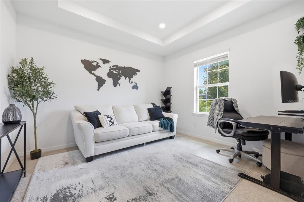 En Venta: $775,000 (5 camas, 3 baños, 4181 Pies cuadrados)