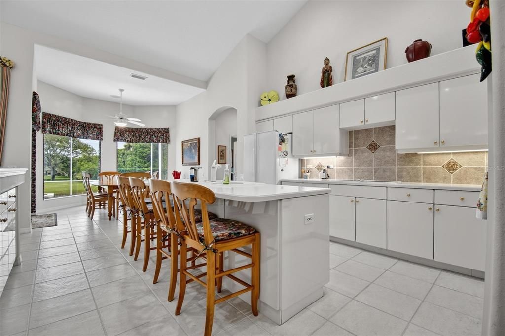 Activo con contrato: $1,499,000 (3 camas, 2 baños, 3102 Pies cuadrados)