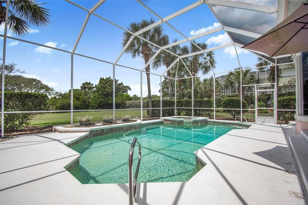 Activo con contrato: $1,499,000 (3 camas, 2 baños, 3102 Pies cuadrados)