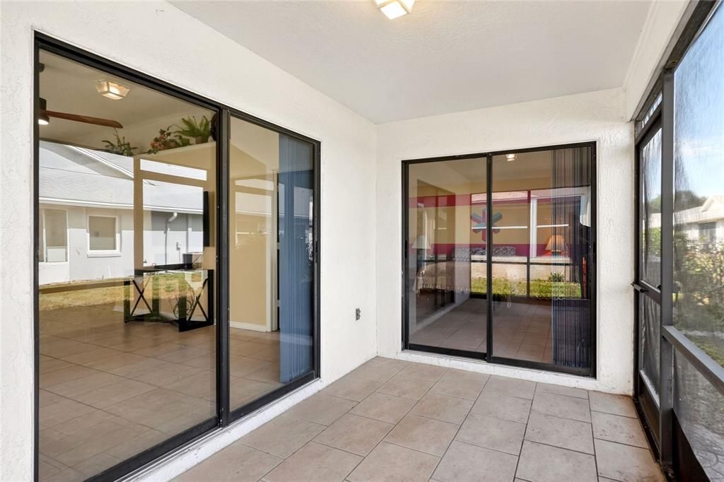 For Sale: $240,000 (2 beds, 2 baths, 1028 Square Feet)