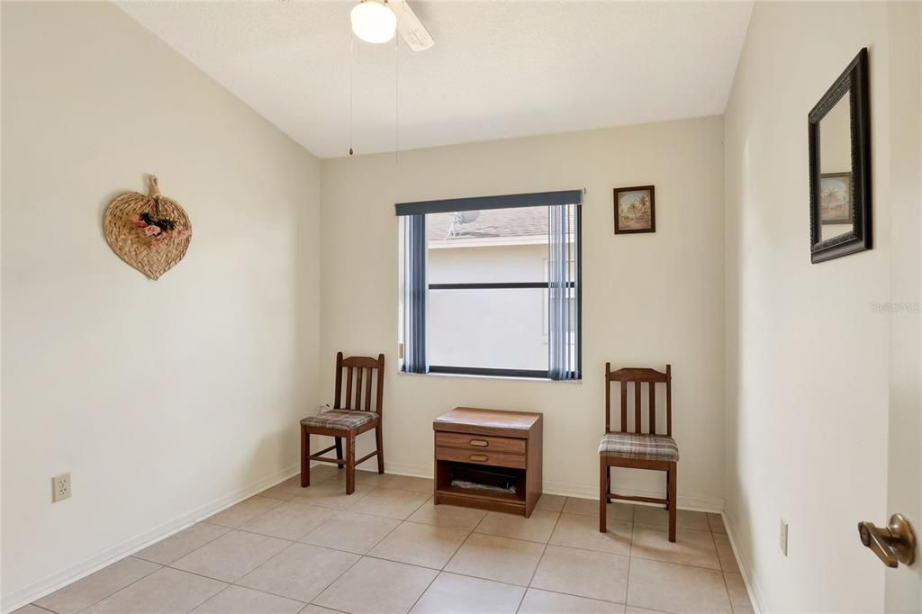 For Sale: $240,000 (2 beds, 2 baths, 1028 Square Feet)