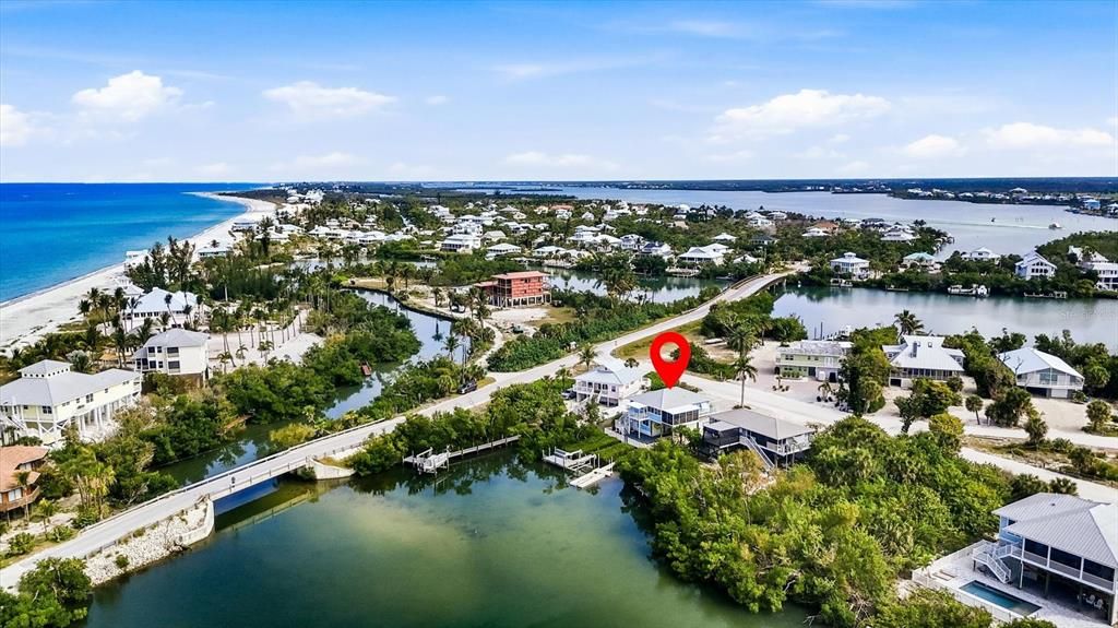 На продажу: $939,000 (2 спален, 1 ванн, 1064 Квадратных фут)