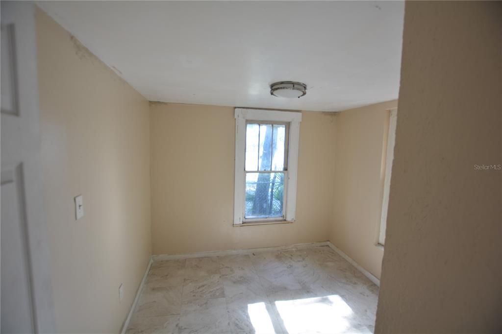 En Venta: $159,900 (3 camas, 2 baños, 892 Pies cuadrados)