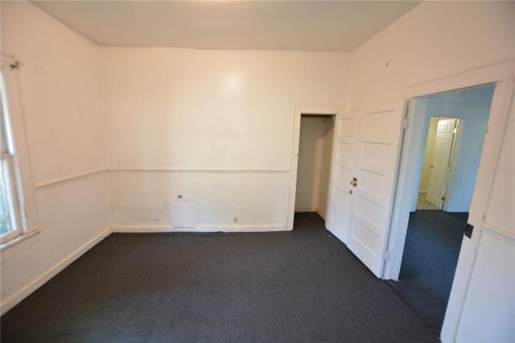 En Venta: $159,900 (3 camas, 2 baños, 892 Pies cuadrados)