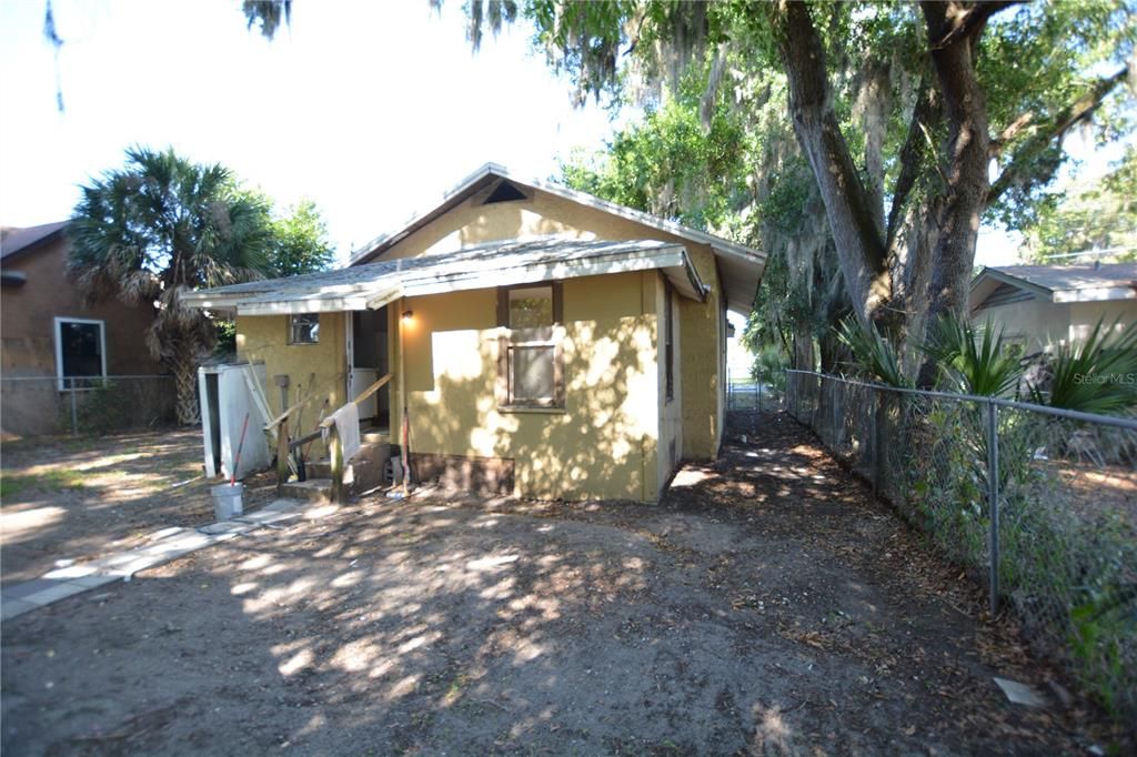 En Venta: $159,900 (3 camas, 2 baños, 892 Pies cuadrados)