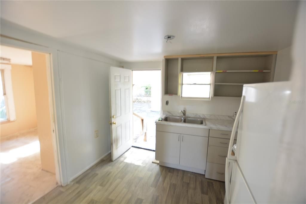 En Venta: $159,900 (3 camas, 2 baños, 892 Pies cuadrados)