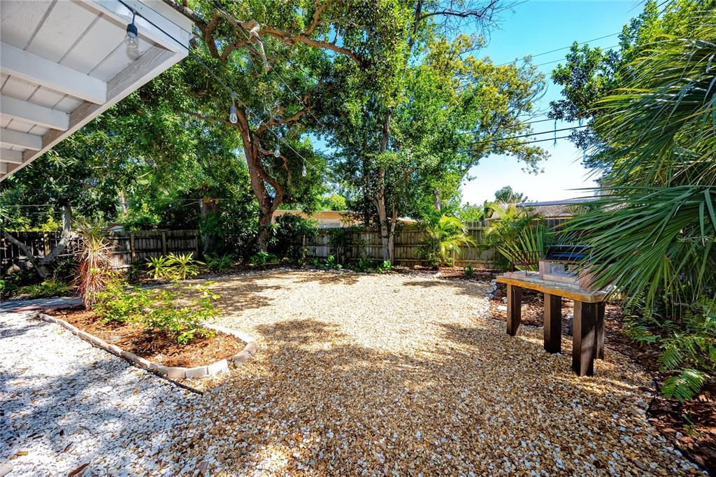 Active With Contract: $459,000 (3 beds, 2 baths, 1409 Square Feet)