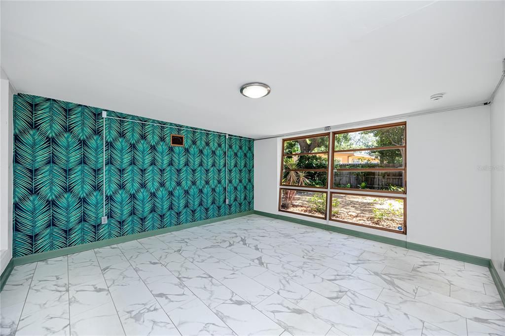 Active With Contract: $459,000 (3 beds, 2 baths, 1409 Square Feet)