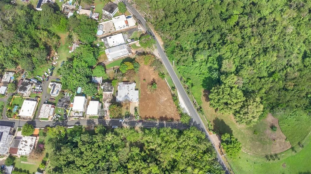 На продажу: $349,000 (0.43 acres)