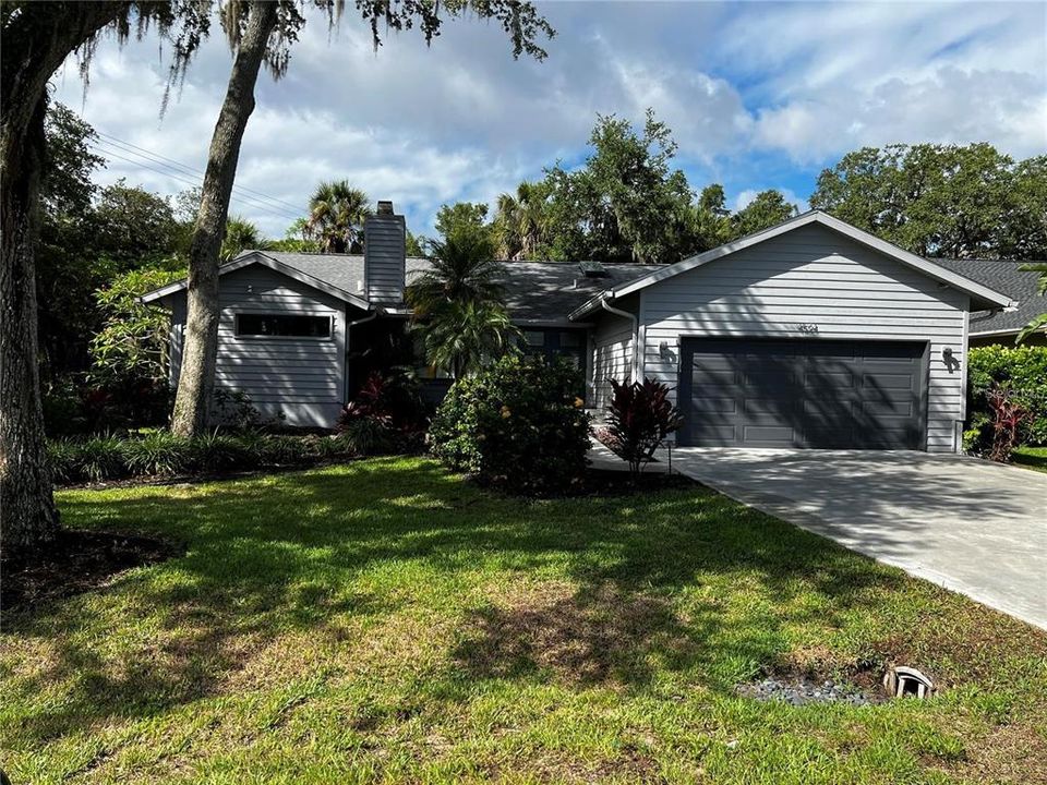 For Rent: $3,800 (3 beds, 2 baths, 1815 Square Feet)