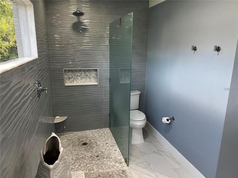 For Rent: $3,800 (3 beds, 2 baths, 1815 Square Feet)
