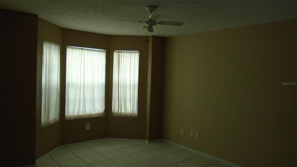 В аренду: $1,895 (3 спален, 2 ванн, 1539 Квадратных фут)