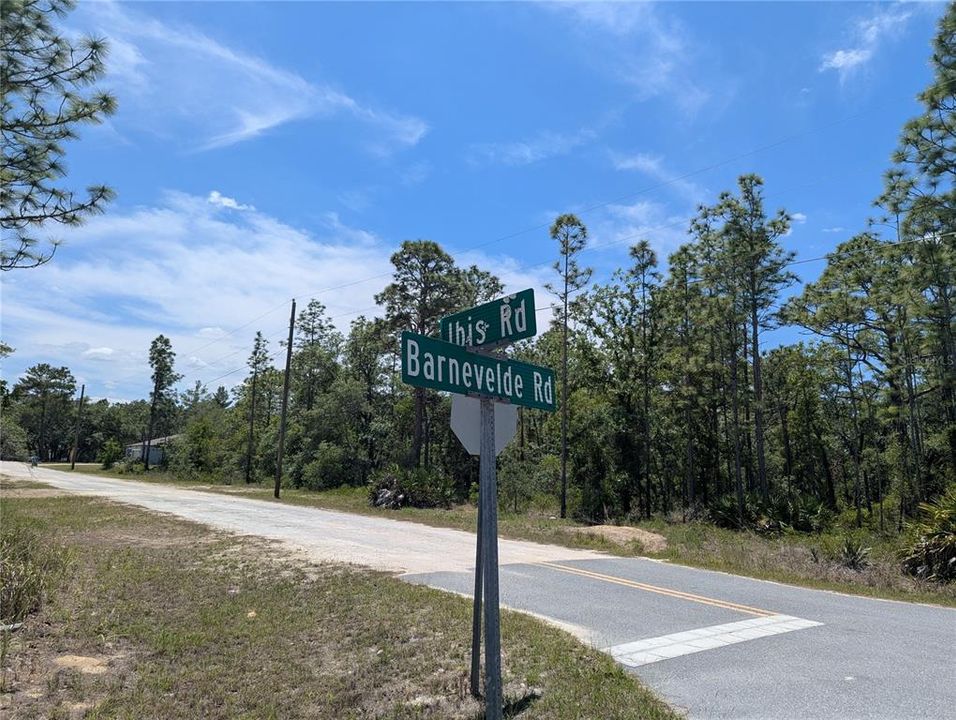 合同活跃: $49,900 (0.50 acres)