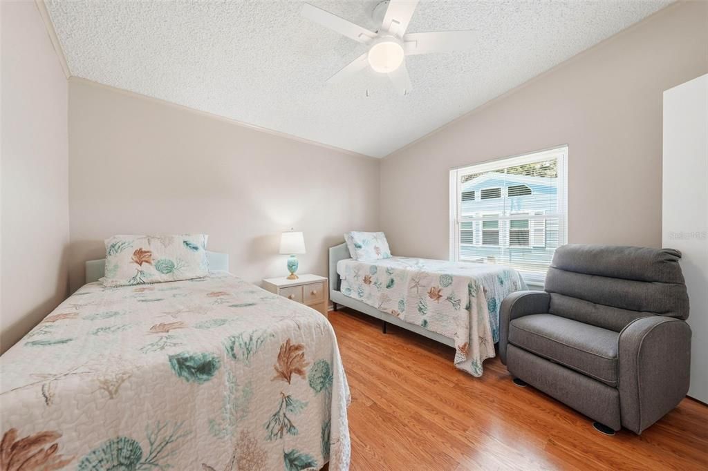 For Sale: $369,000 (3 beds, 2 baths, 1663 Square Feet)