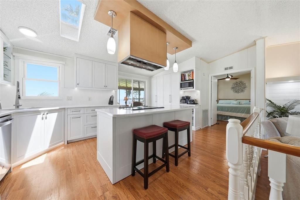 For Sale: $369,000 (3 beds, 2 baths, 1663 Square Feet)