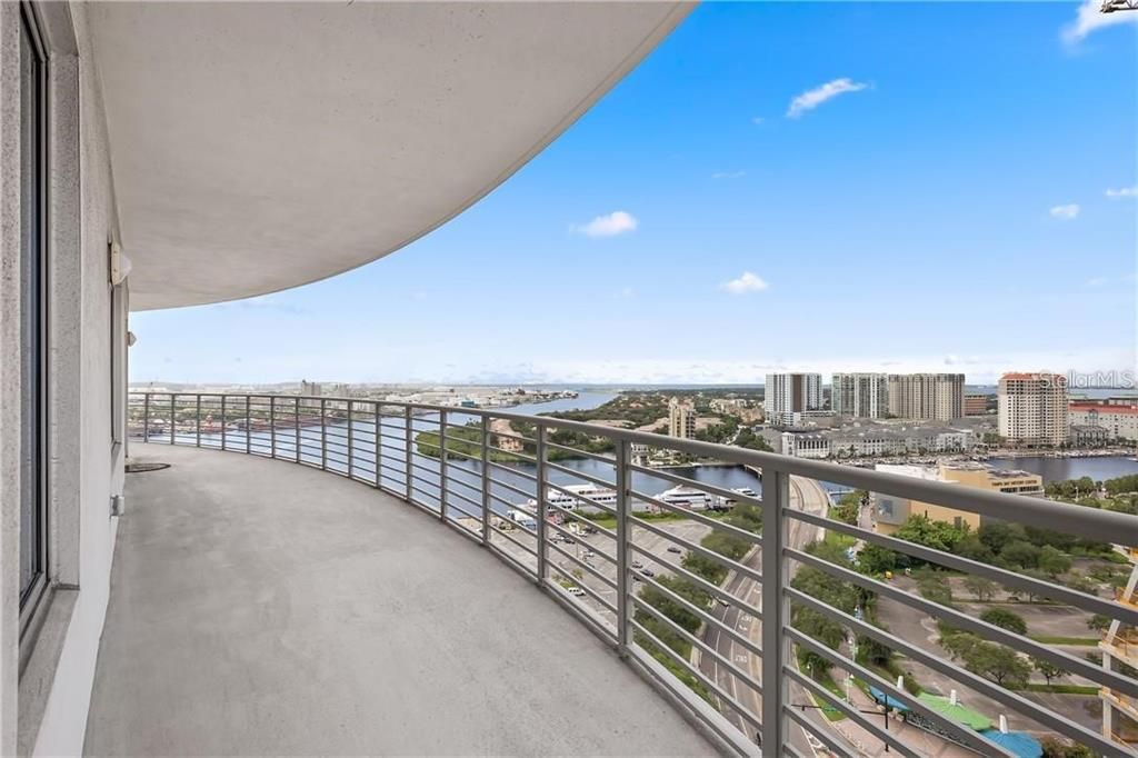 For Rent: $6,000 (3 beds, 3 baths, 1733 Square Feet)