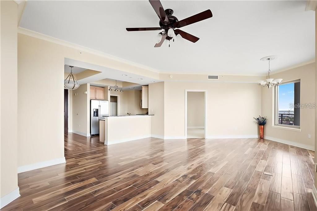 For Rent: $6,000 (3 beds, 3 baths, 1733 Square Feet)