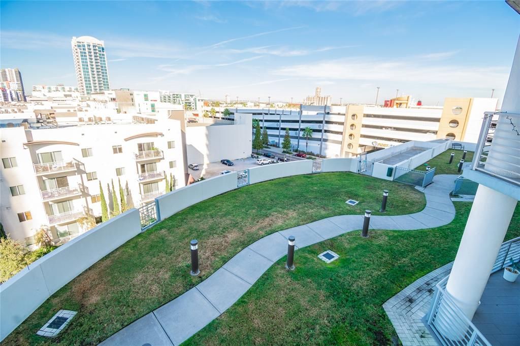 For Rent: $6,000 (3 beds, 3 baths, 1733 Square Feet)